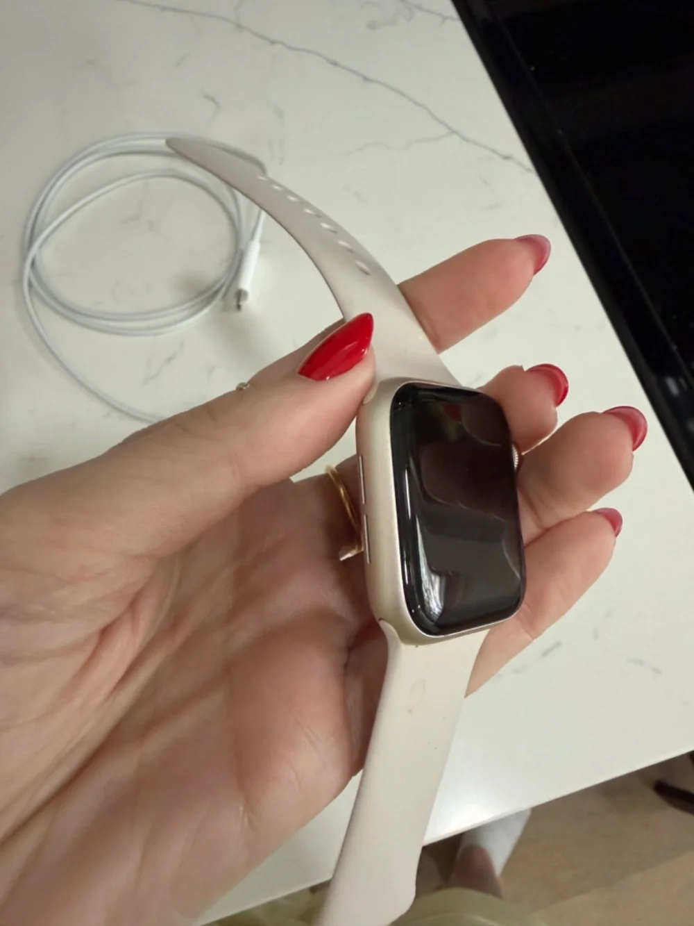 Apple Watch SE (2nd Gen) [GPS 40mm]
